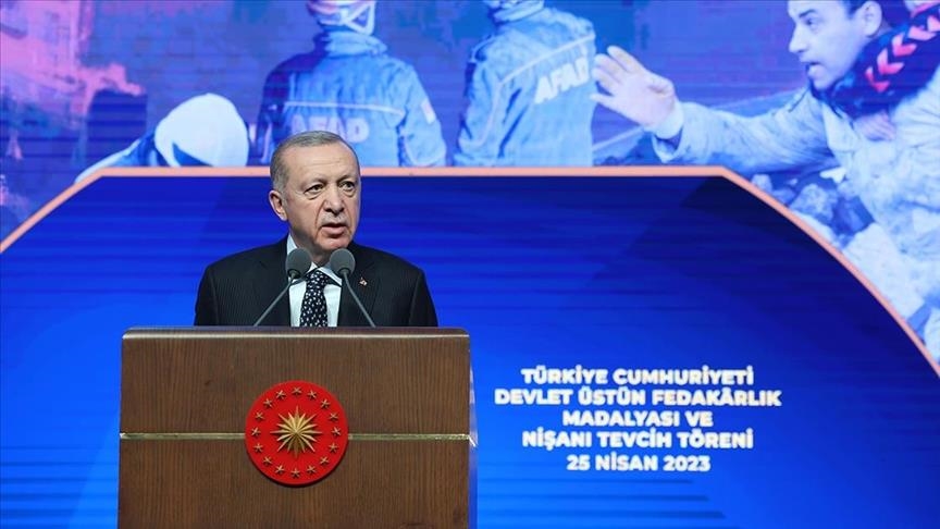 Эрдоган: 55 тыс. человек получат госнаграды Турции за вклад в борьбу с бедствием 