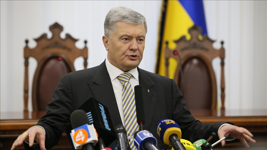 Ex-Ukrainian president calls on eastern Europe to fall into line over EU's Ukrainian grain ruling