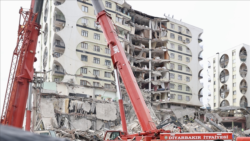 Diyarbakır'da depremde yıkılan Galeria Sitesi'ne ilişkin bilirkişi raporu hazırlandı