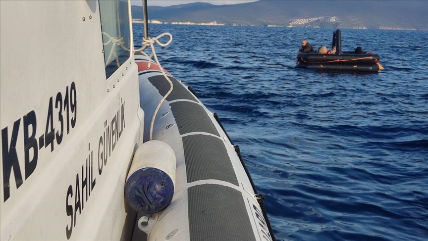 Türkiye holds over 30 irregular migrants