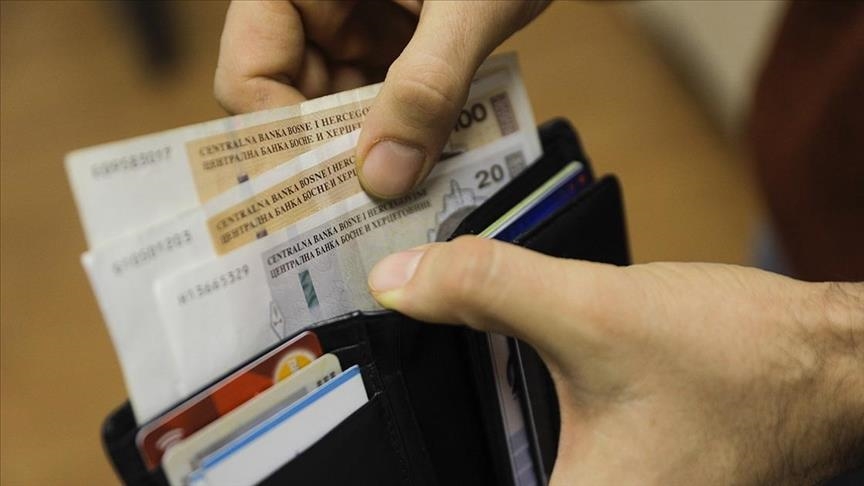 Vlada FBiH: Penzije od jula veće za 3,9 posto