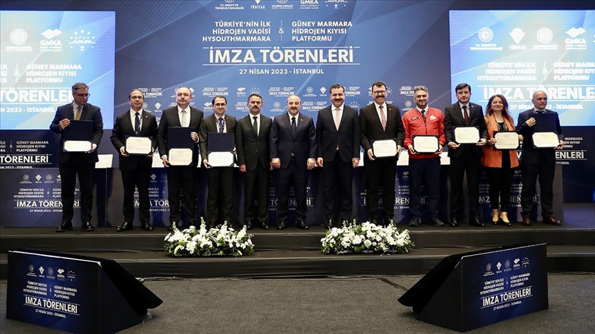 Türkiye'nin ilk hidrojen vadisi ve en büyük kapasiteli yeşil hidrojen tesisi için imzalar atıldı