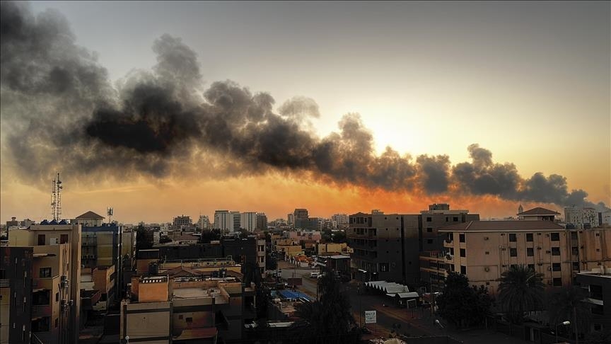 واشنطن تجري أول عملية إجلاء لرعاياها من السودان 