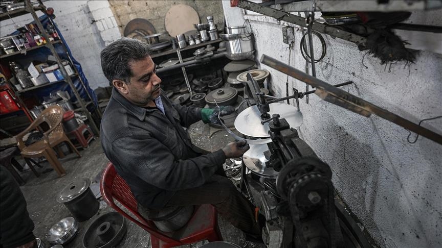 يوم العمال.. أجور 40 بالمئة من العمالة الفلسطينية دون الحد الأدنى