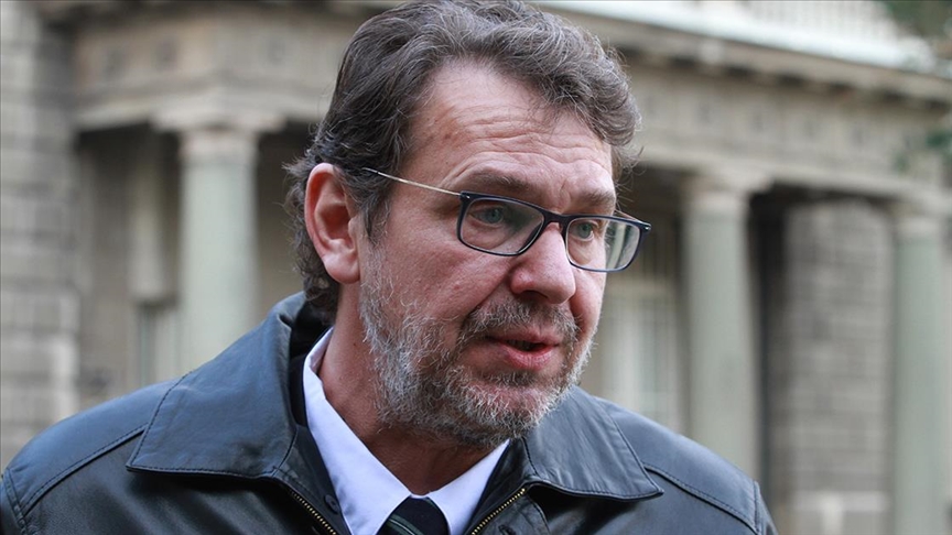 Žigmanov: Rešavanje osetljivih pitanja vodi ka poboljšanju odnosa Srbije sa Hrvatskom