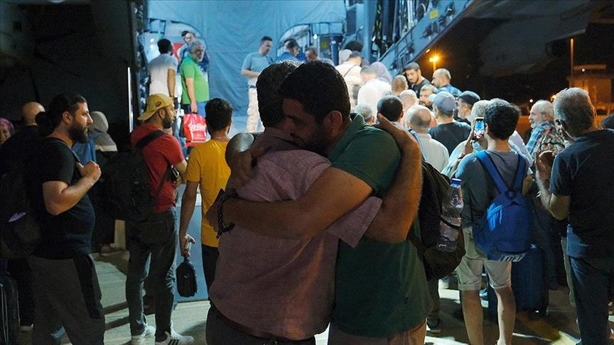 Турция завершила эвакуацию граждан из Судана 