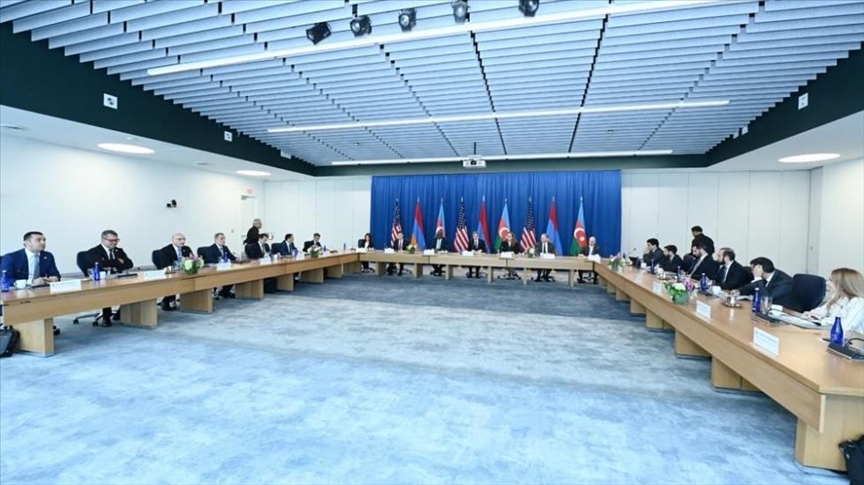 Главы МИД Азербайджана и Армении провели переговоры в США 