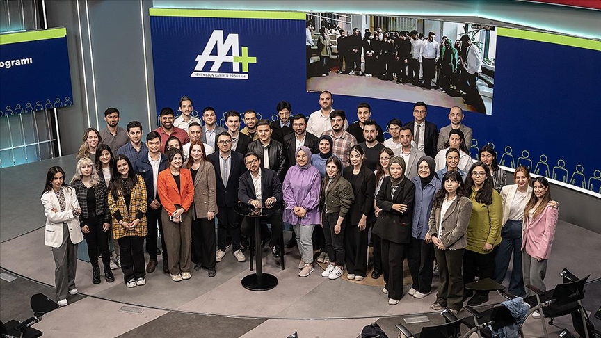 AA Genel Müdürü Karagöz "AA+ Yeni Mezun Kariyer Programı Oryantasyon Eğitimi"ne katıldı