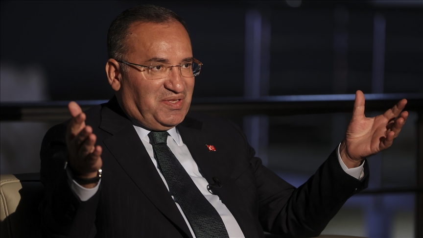 Adalet Bakanı Bekir Bozdağ: İstikrarsızlığa oy vermektir Sayın Kılıçdaroğlu'na oy vermek