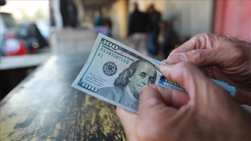 الولايات المتحدة أمام أزمة نفاد السيولة (إطار)