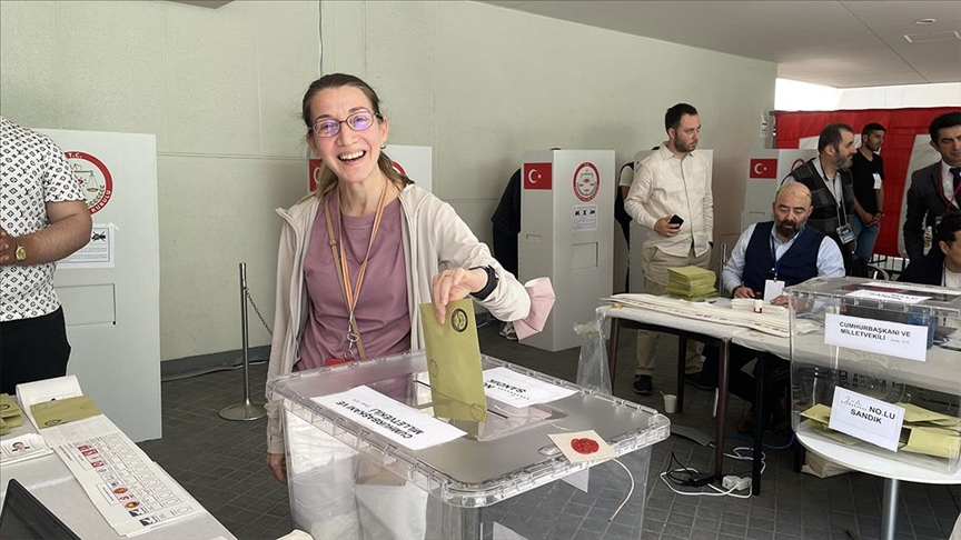 انتخابات تركيا.. أكثر من 1.2 مليون ناخب يدلون بأصواتهم بالخارج