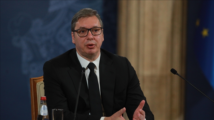 Sırp lider Vucic, yasa dışı silahların "gönüllü" tesliminin yarın başlayacağını duyurdu