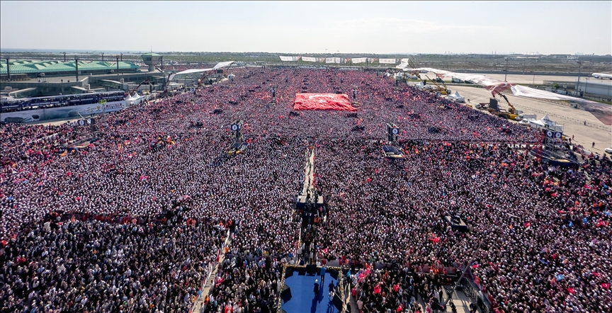 Turkiye: Više od 1,7 miliona ljudi na mitingu AK Partije u Istanbulu