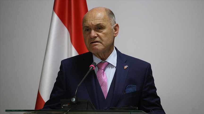 Predsednik Parlamenta Austrije u Prištini: Odnose Kosova i Srbija rešiti dijalogom