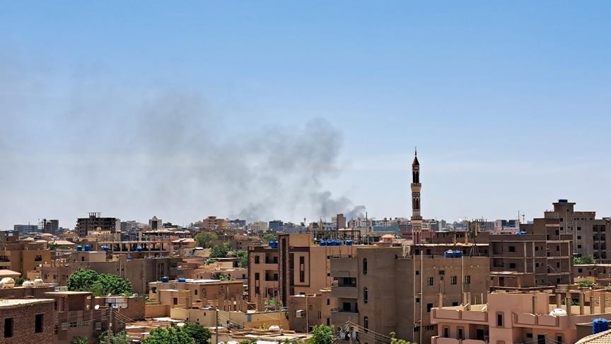 السودان.. اشتباكات عنيفة شمال الخرطوم وقوات مناوي تتجه لدارفور