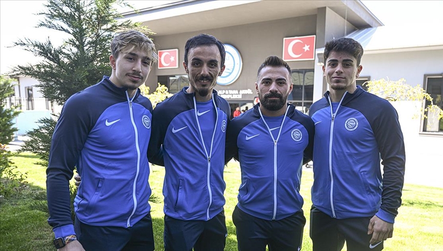 Milli halterciler, Paris 2024'te olimpiyat madalyası hasretini dindirmek istiyor