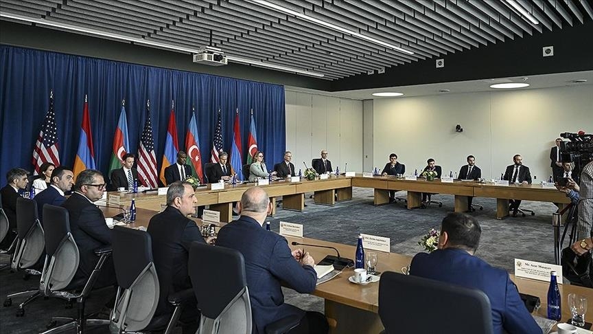 О реакции на усилия США по продвижению диалога Баку и Еревана