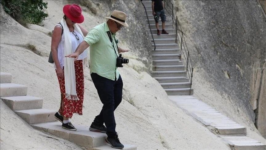 عدد السياح الدوليين يتضاعف إلى 235 مليون سائح بالربع الأول