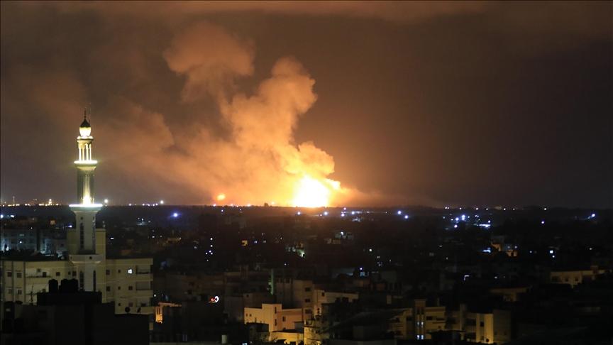 الطائرات الإسرائيلية تدمر منزلين في قطاع غزة