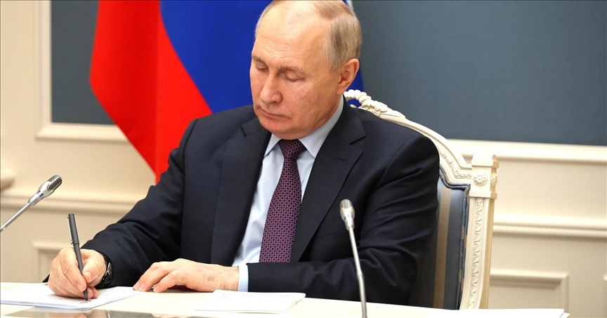 Russian president signs decree on military training for reservists