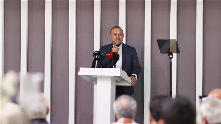 تشاووش أوغلو: "بي كي كي" الإرهابي أكبر عدو للأكراد