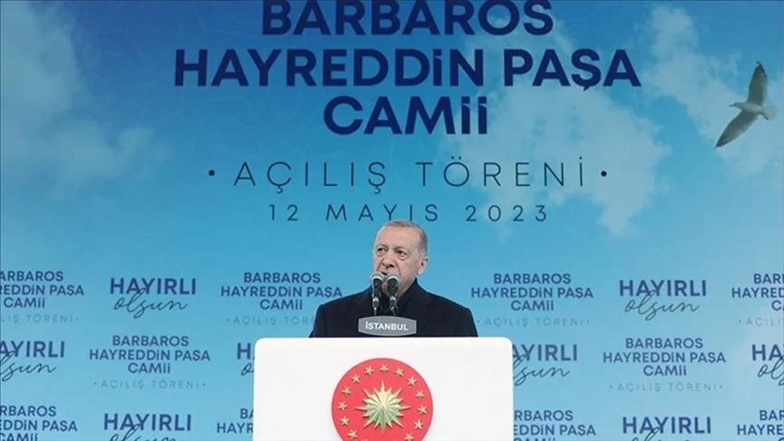 أردوغان يفتتح مسجد "خير الدين بربروس" في إسطنبول
