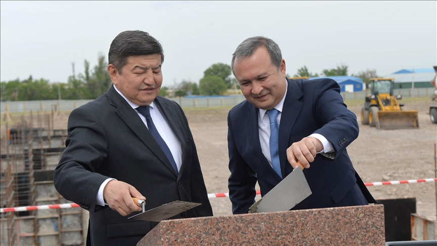 Жапаров назвал «стратегически важным» строительство автозавода в Кыргызстане