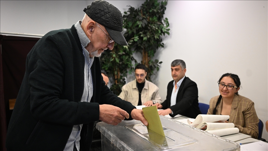Voting begins in Türkiye's presidential, parliamentary elections