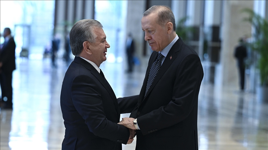 Özbekistan Cumhurbaşkanı Mirziyoyev'den Cumhurbaşkanı Erdoğan'a seçim tebriği