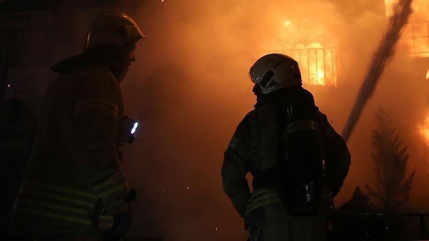 At least 6 dead, several missing after fire breaks out at New Zealand hostel