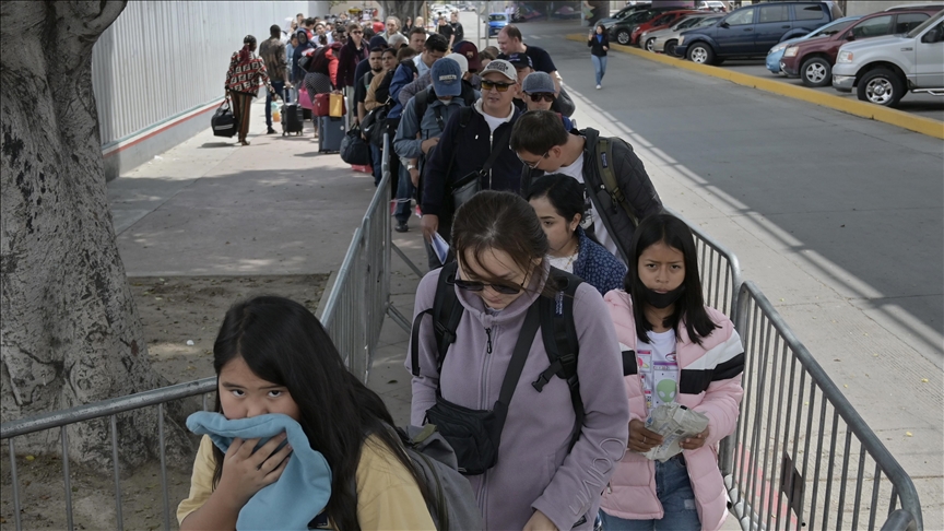 Texas pide a todos los gobernadores de EEUU ayudar con la crisis fronteriza tras fin del Título 42