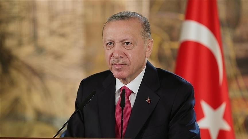 Cumhurbaşkanı Erdoğan: Ülkemizin demokrasi ve kalkınma atılımlarını tasarlarken en çok gençlerimize güveniyoruz