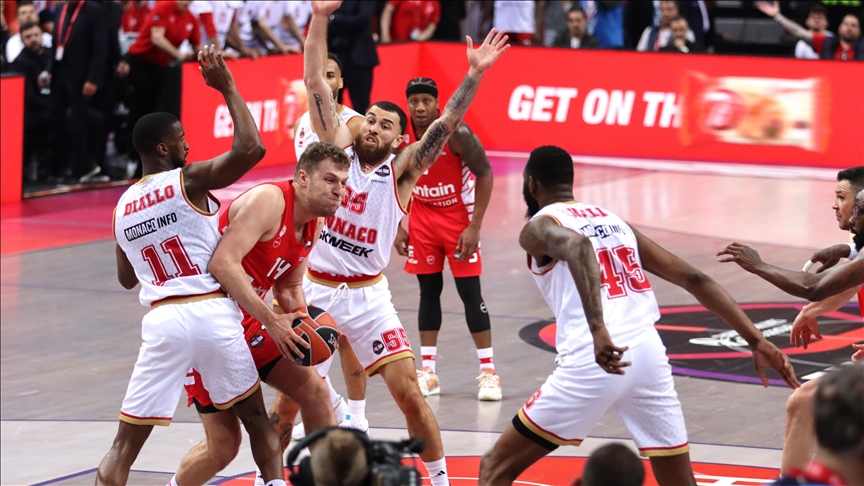 Olympiacos beat Monaco 76-62 to reach EuroLeague final