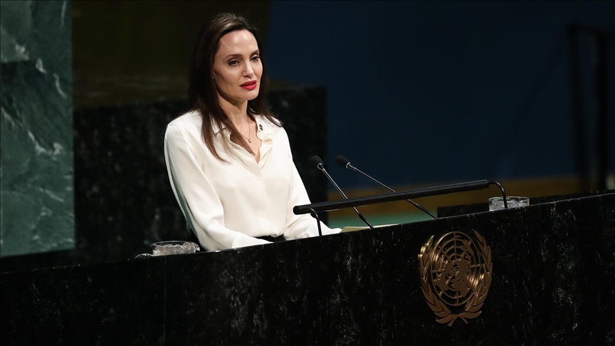 Angelina Jolie uses fashion to help refugees, disadvantaged groups