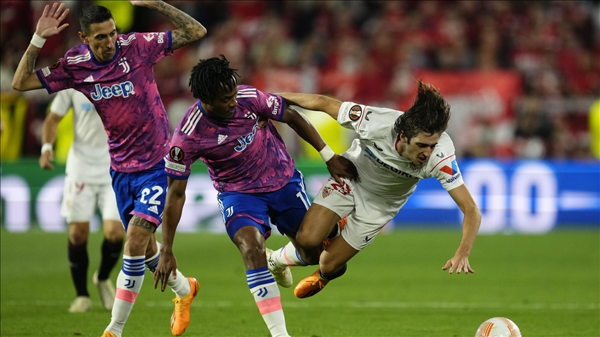 UEFA Avrupa ve Konferans Ligi'nde finalistler belli oldu