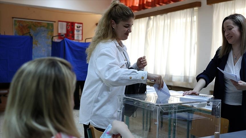 Voting begins in Greece's general elections