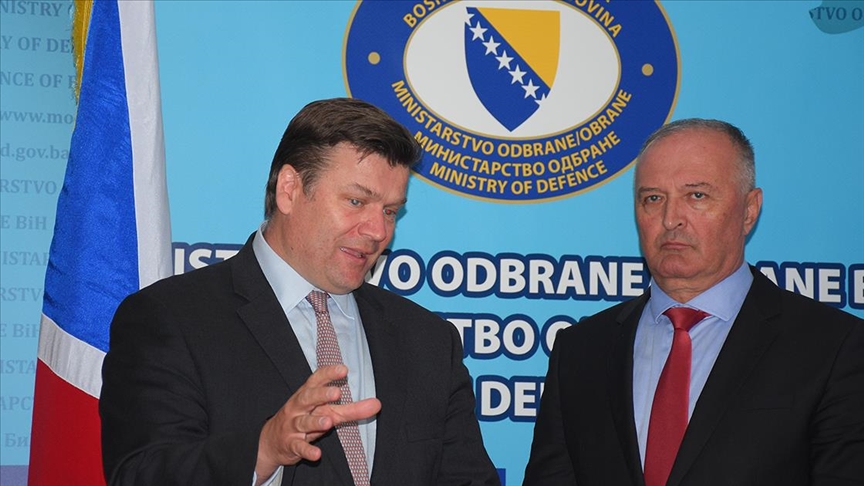 Zukan Helez razgovarao sa Jamesom Heappeyom: Zahvaljujući pomoći Ujedinjenog Kraljevstva OS BiH su danas respektabilne