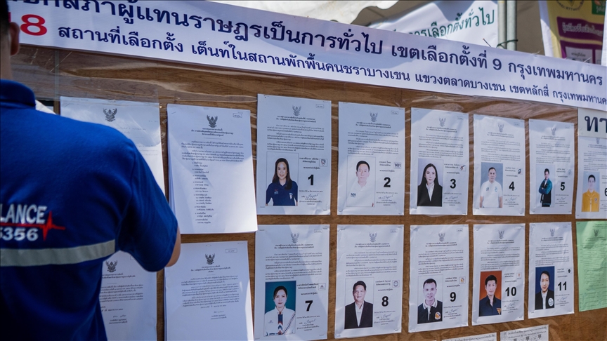 8 Thai parties sign pact in bid to form government