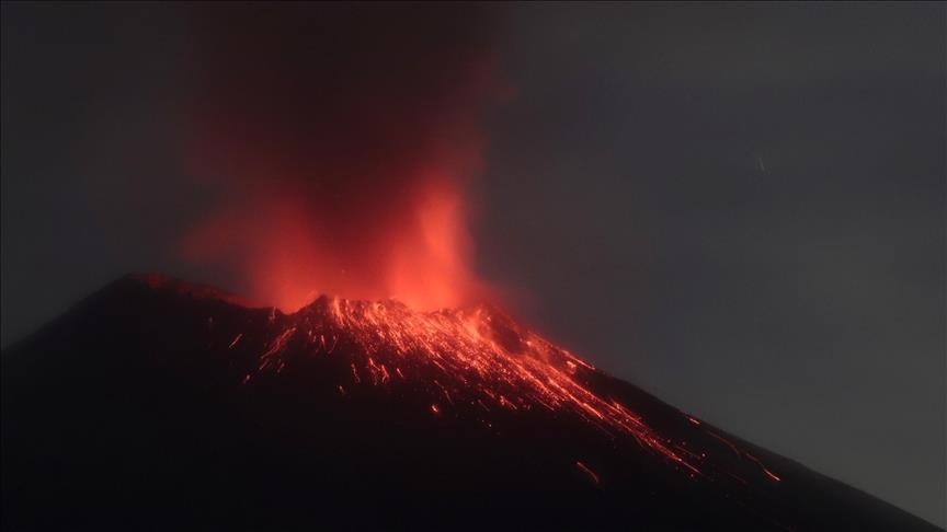 México está en alerta máxima por actividad del volcán Popocatépetl