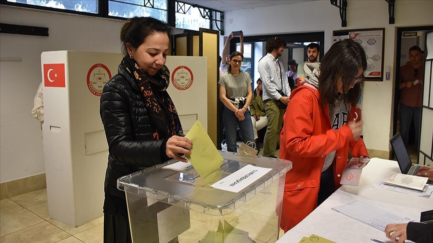 Cumhurbaşkanı Seçimi'nde yurt dışı ve gümrüklerde oy kullanan seçmen sayısı 1 milyon 733 bini aştı