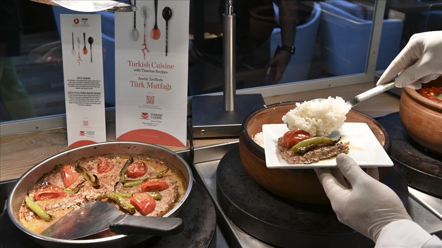 «Турецкие авиалинии» вносят вклад в популяризацию национальной кухни