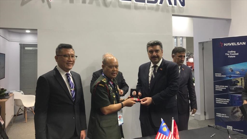 Bir Türk savunma şirketi Malezya’daki uluslararası fuarda bir dizi anlaşmaya imza attı