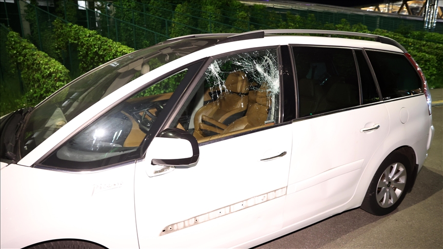 Brüksel'de terör örgütü PKK yanlıları oy kullanma alanından ayrılan bir genci yaraladı