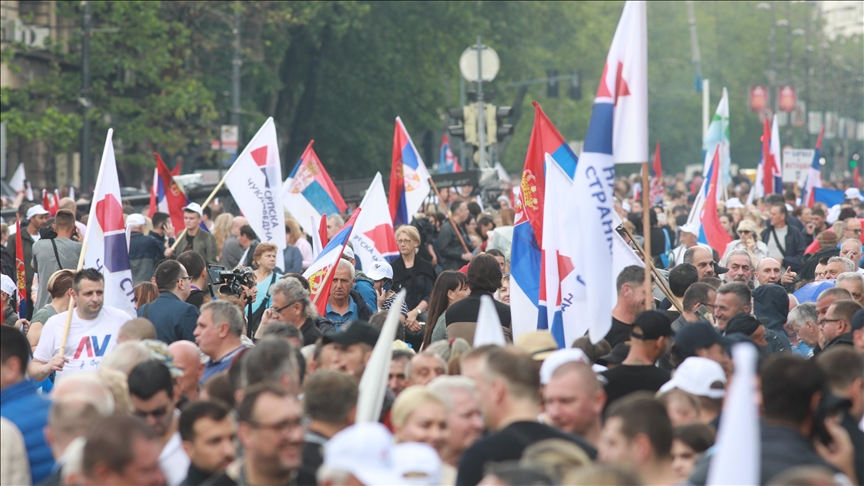 Beograd: Veliki broj građana stigao na skup "Srbija nade"