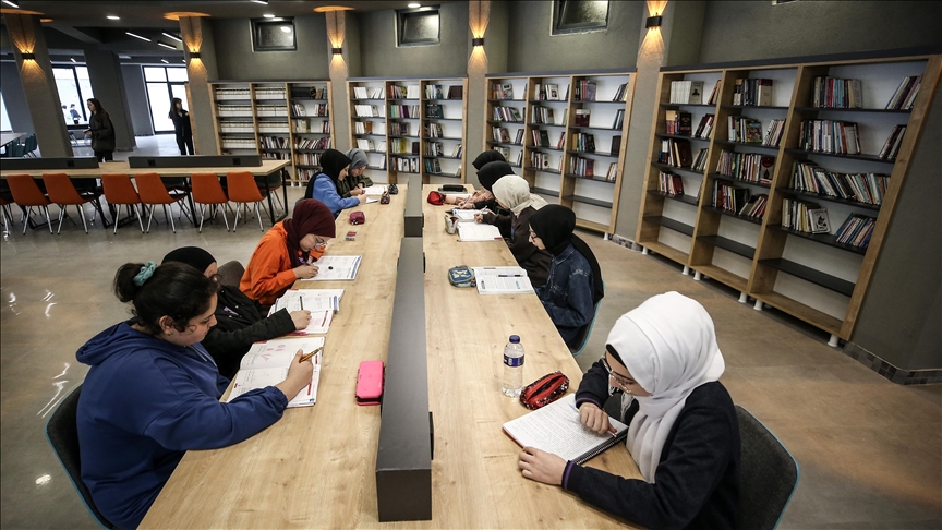 Kız Hafızlık Proje Okulu cami ve kütüphanede eğitim verecek