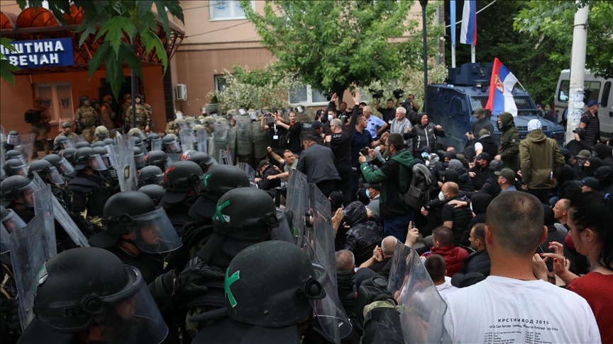 Türkiye calls for calm in northern Kosovo amid clashes