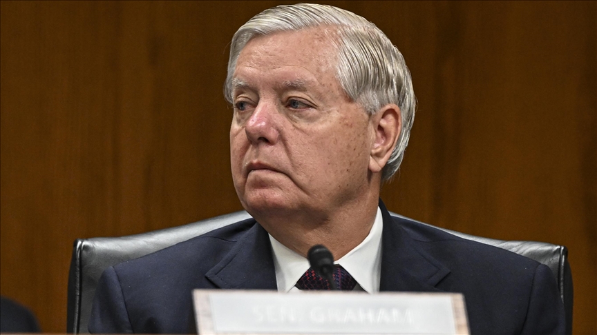 Senior US senator says he will wear Russian arrest warrant as ‘badge of honor’ Senior US senator says he will wear Russian arrest warrant as ‘badge of honor’