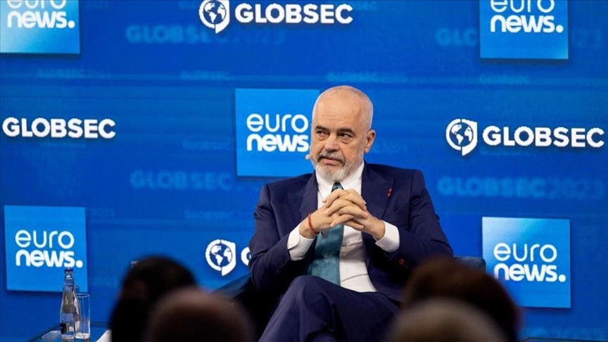 Edi Rama: Snaga Vojske Srbije na granici s Kosovom ravna je nuli