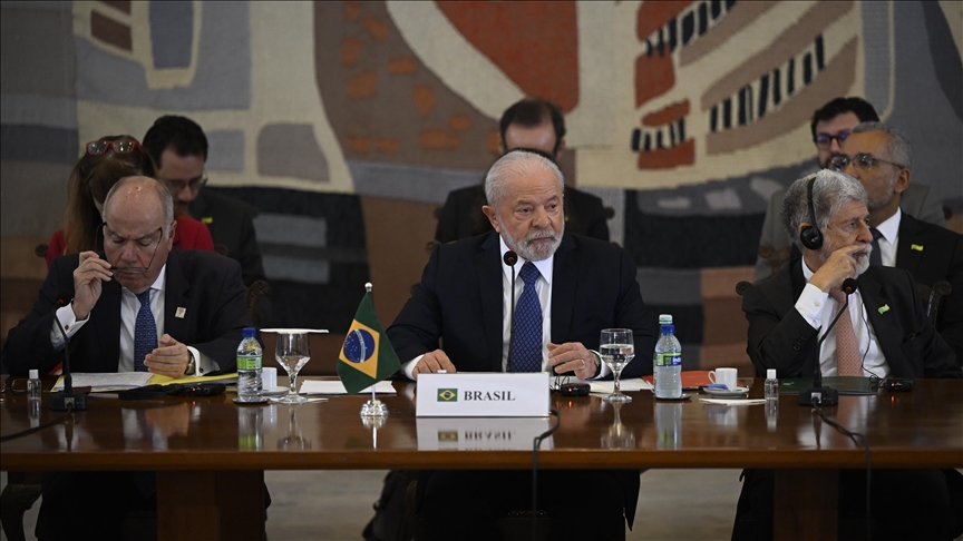 Brazil’s Lula pushes for regional currency at South America summit
