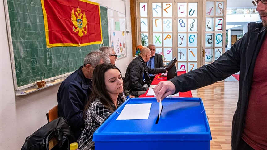 Crna Gora: Pravo glasa na parlamentarnim izborima ima 542.468 građana